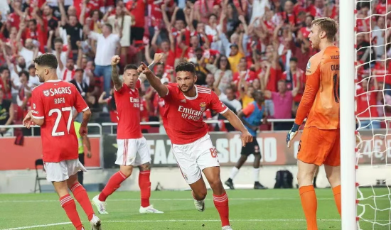 本菲卡：欧冠&ldquo;逆袭风暴&rdquo;的终极绽放者