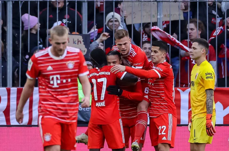 拜仁欧冠征途：钢铁洪流席卷绿茵场